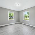 Slider image thumbail number 18