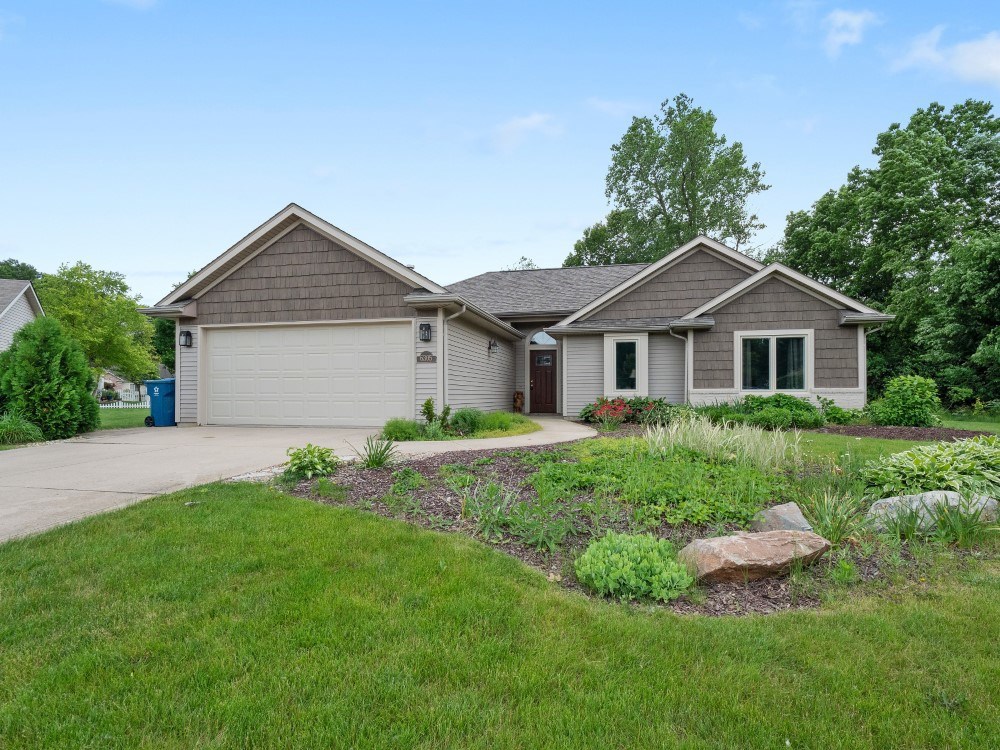 Featured image for 6305 Tree Top Trail, Fort Wayne, IN 46845