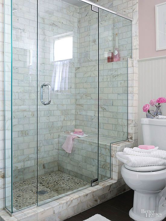 Featured image for 4 Tips for Making a Small Bathroom Feel Bigger