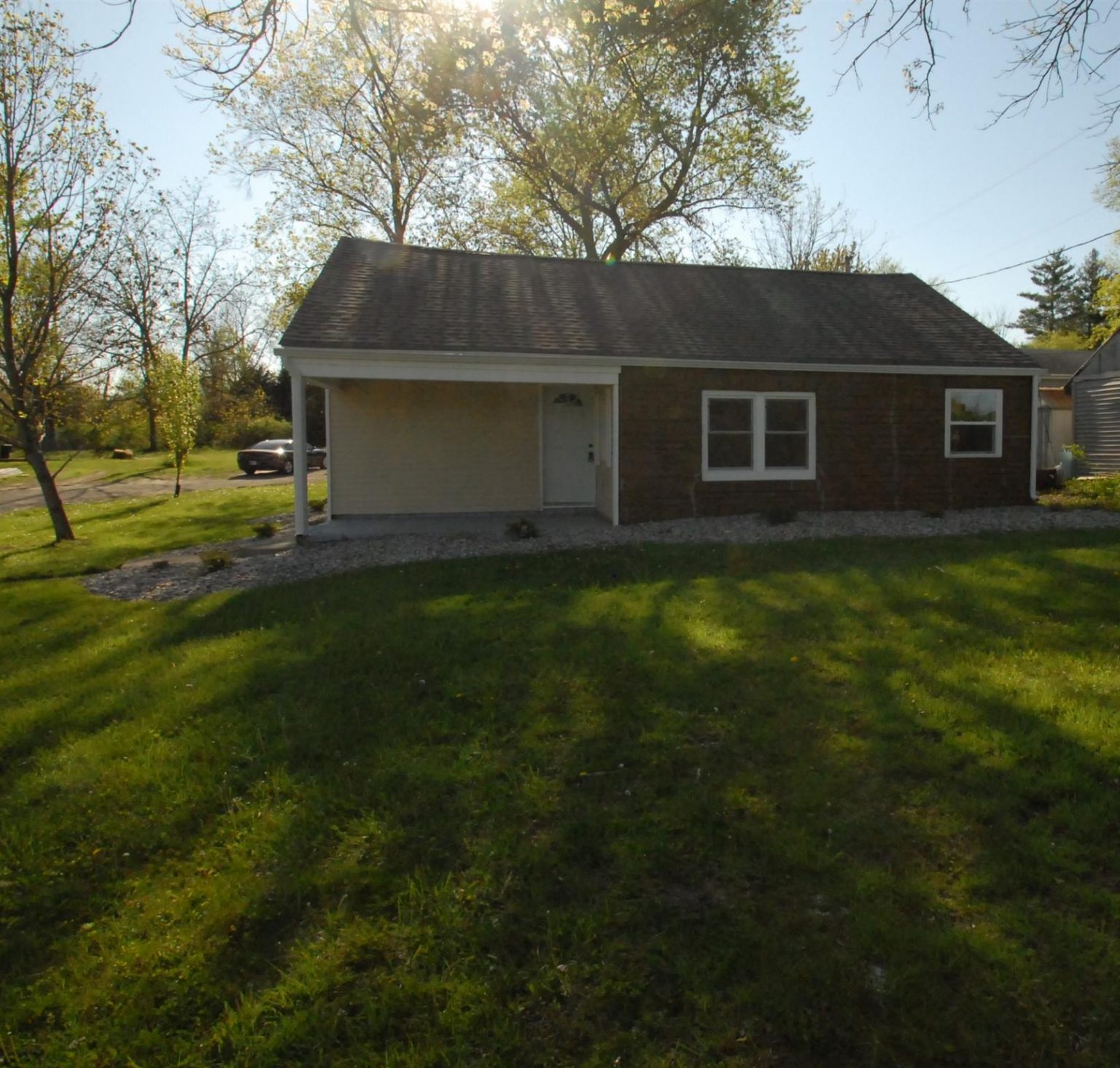 Fort Wayne Homes for Sale 7531 Auburn Road, Fort Wayne, IN 46825