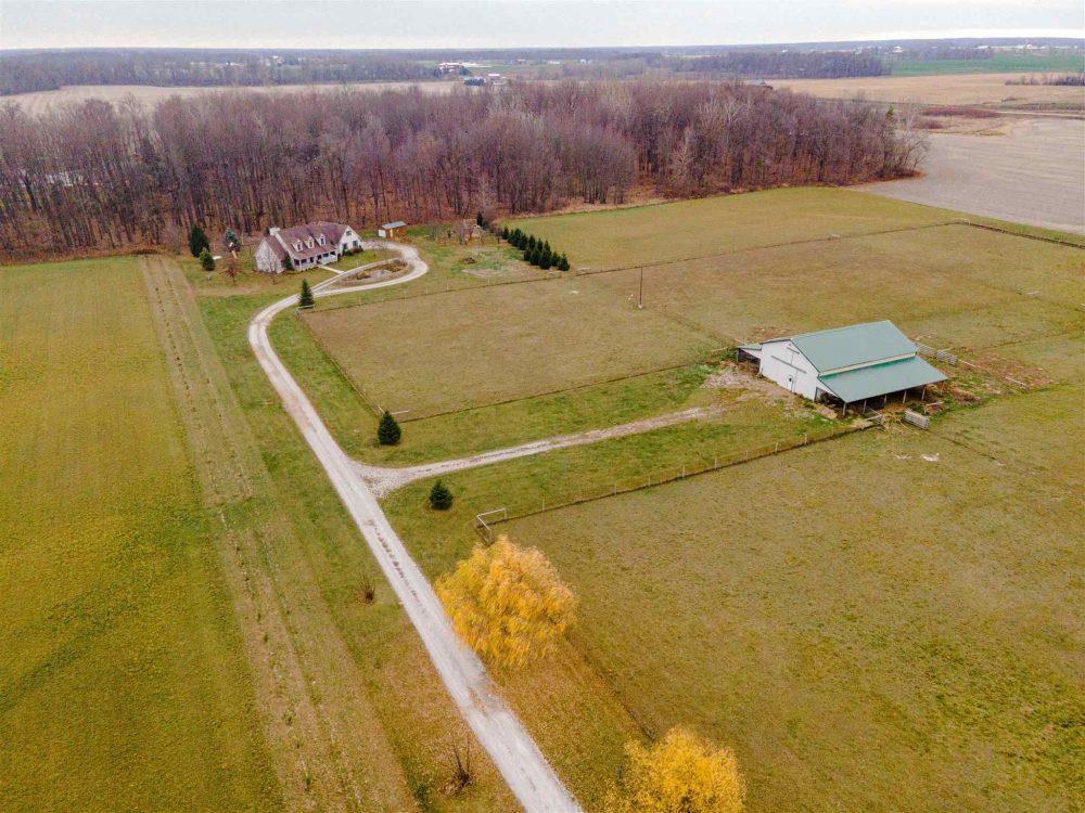 Featured image for Homes for Sale: 1328 County Road 34, Auburn, IN 46706