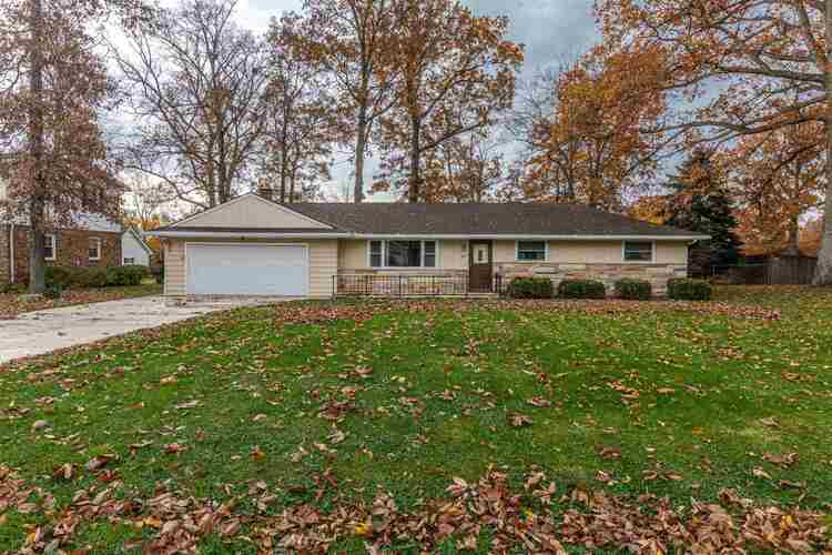Featured image for Fort Wayne Homes for Sale: 2135 Gillmore Dr, Fort Wayne, IN 46818
