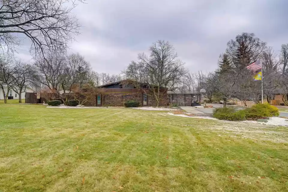Featured image for Fort Wayne Real Estate: 5022 Midlothian Drive, Fort Wayne, IN 46835