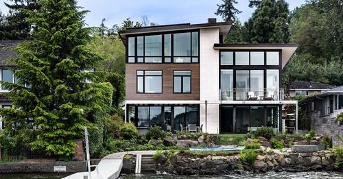Featured image for Lakeshore Residence: Architectural Lakeside Bliss