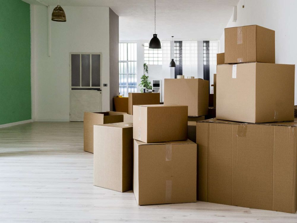 Featured image for How to Hold a Successful Moving Sale